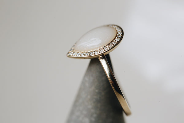 Diamond Halo Drop Ring